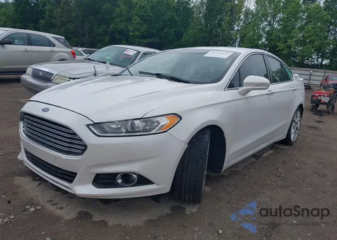 2014 Ford Fusion Titanium z USA, uszkodzony, nr VIN 3FA6P0K91ER146373